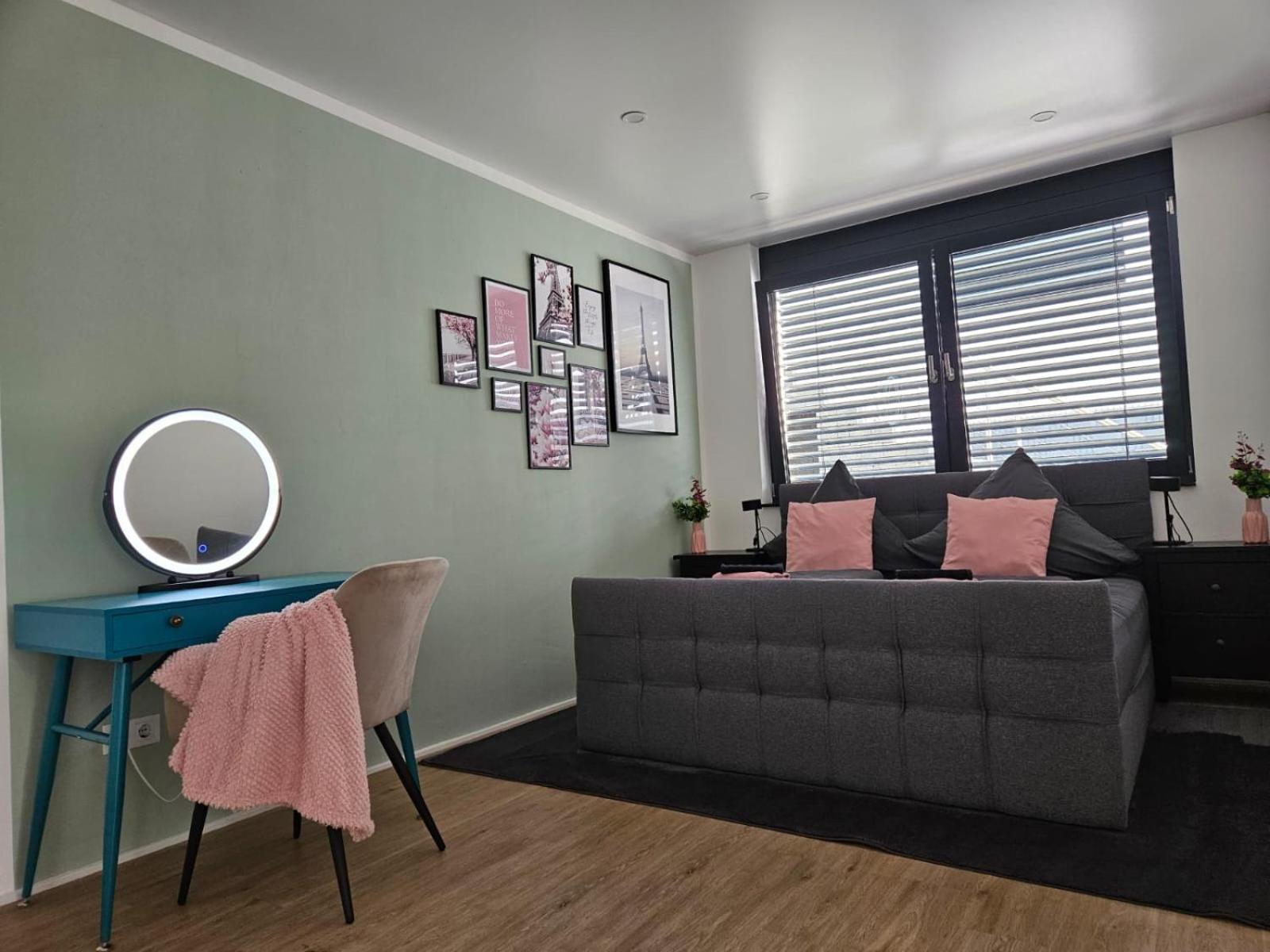 Stilvolle Wohnung Mit Blick Und Selbst-Check-In Bad Berleburg Exterior foto